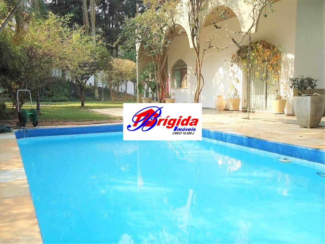 Casa de Condomínio à venda com 4 quartos, 640m² - Foto 1