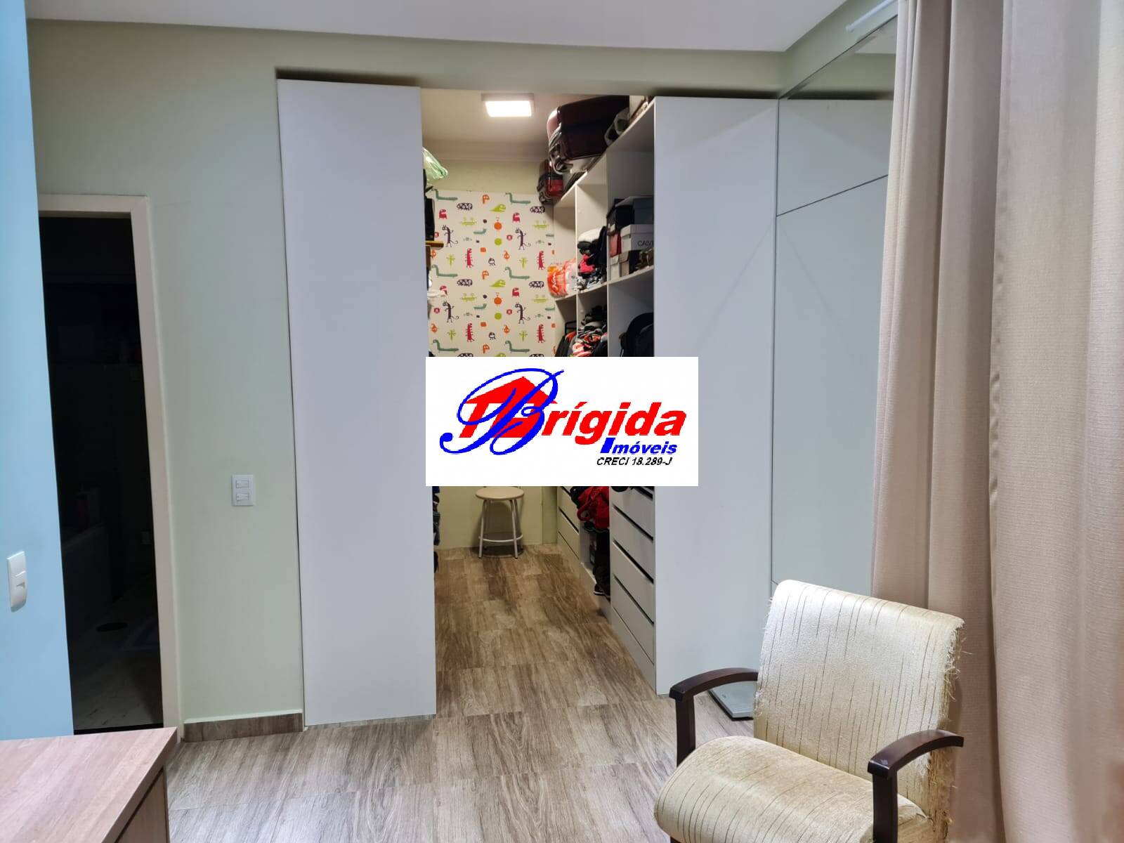 Casa de Condomínio à venda com 3 quartos, 320m² - Foto 22