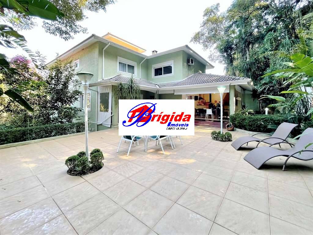 Casa de Condomínio à venda com 4 quartos, 553m² - Foto 1