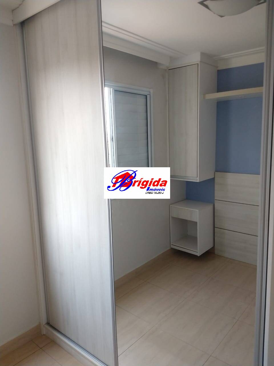 Apartamento à venda com 2 quartos, 48m² - Foto 2