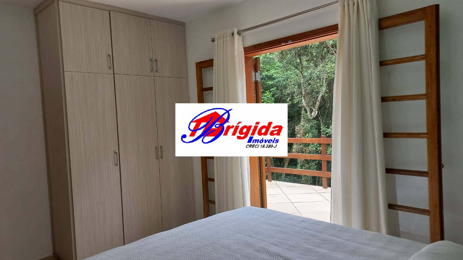 Casa de Condomínio à venda com 3 quartos, 450m² - Foto 35