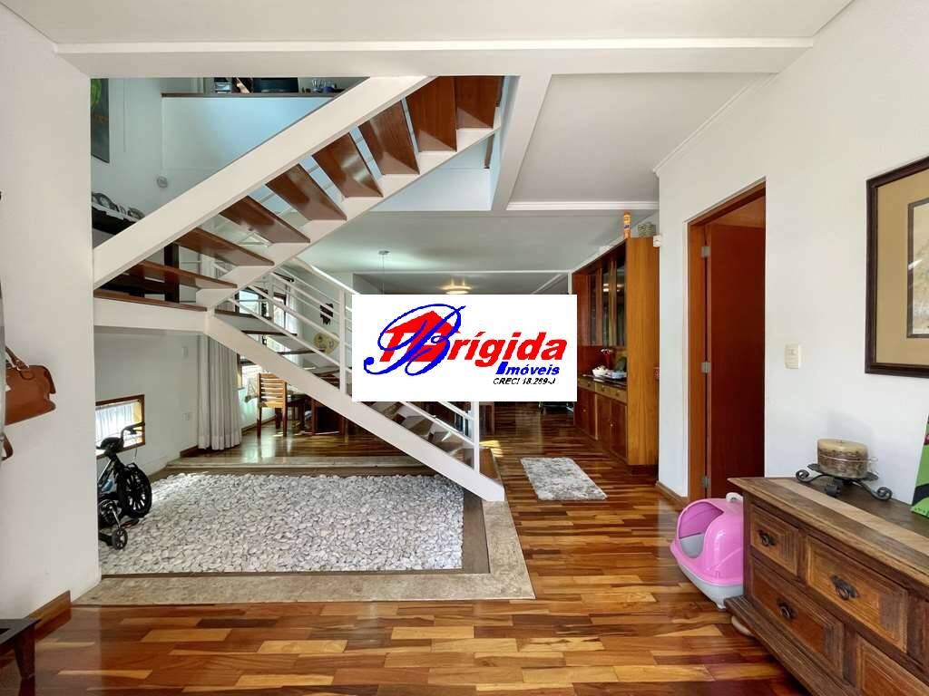 Casa de Condomínio à venda com 3 quartos, 357m² - Foto 8