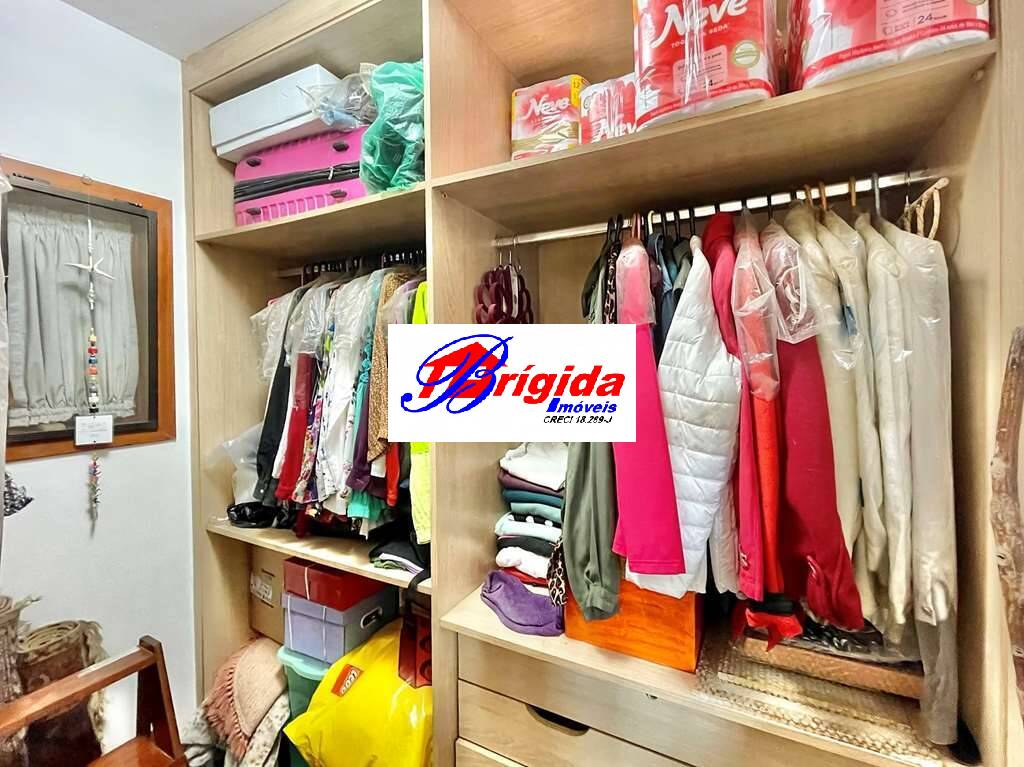 Casa de Condomínio à venda com 3 quartos, 357m² - Foto 28