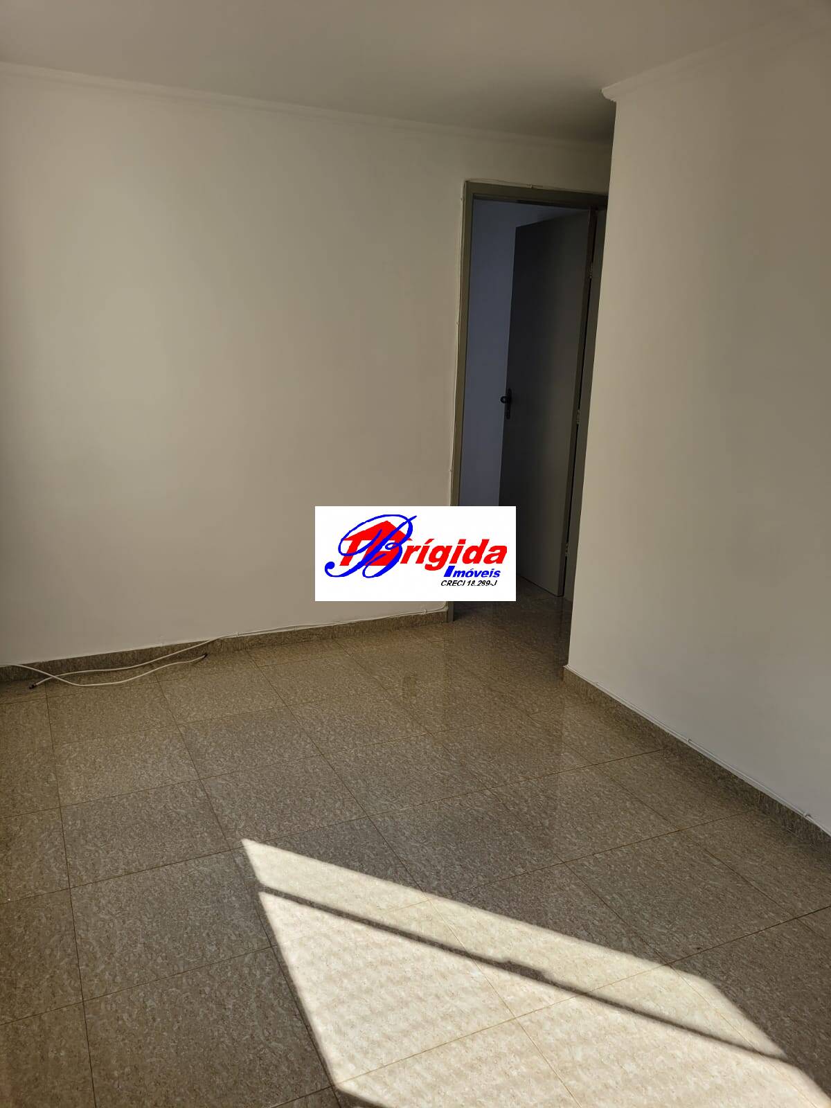 Apartamento à venda com 2 quartos, 45m² - Foto 3