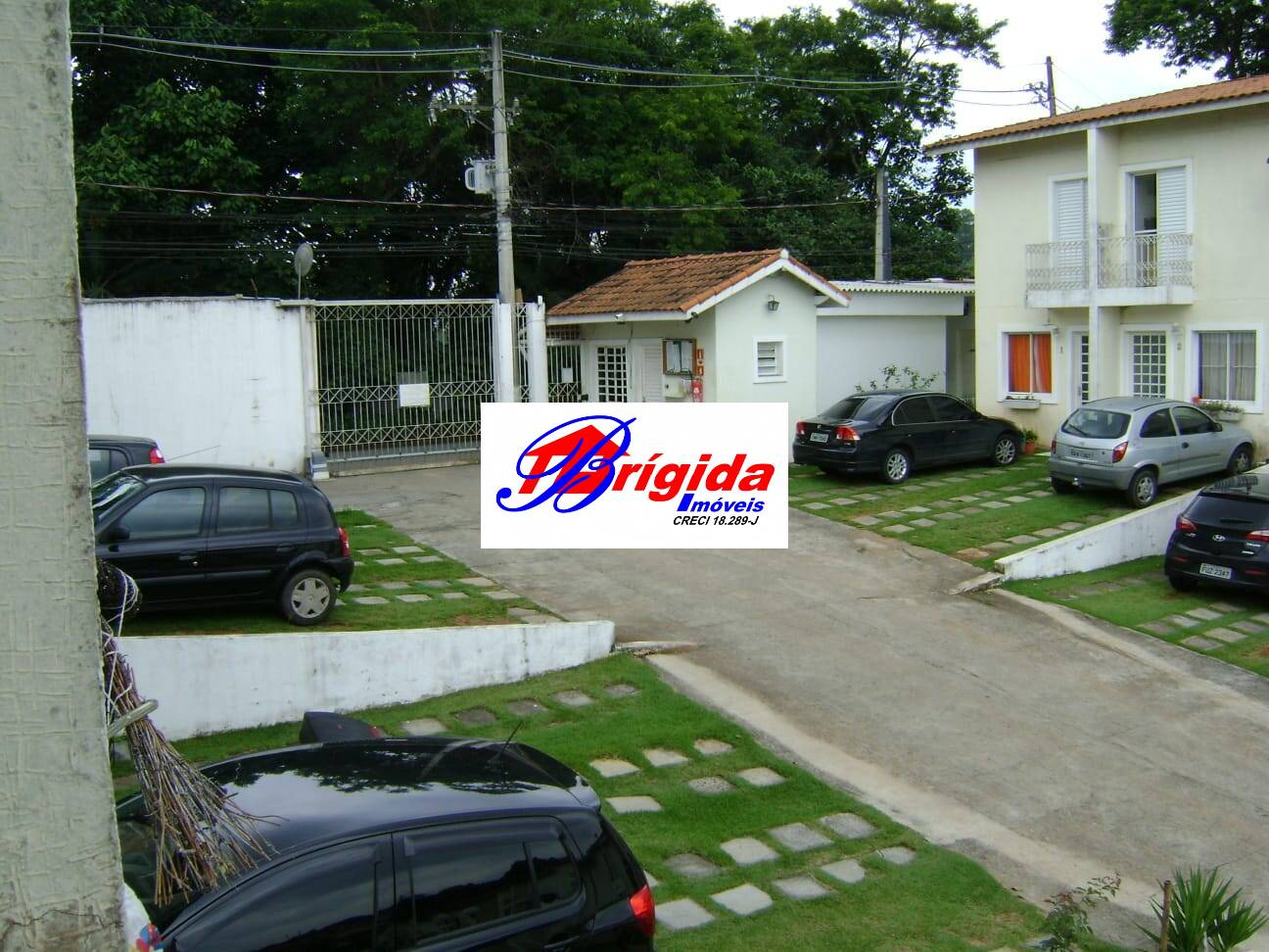 Casa de Condomínio à venda com 2 quartos, 68m² - Foto 1