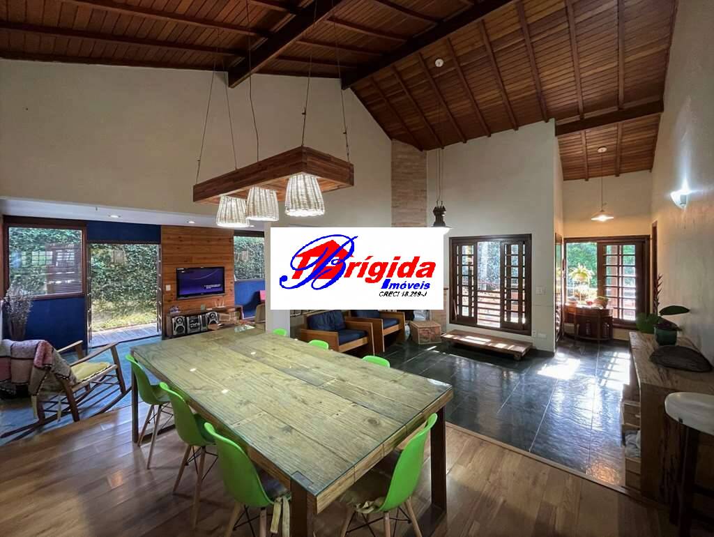 Casa de Condomínio à venda com 4 quartos, 220m² - Foto 10