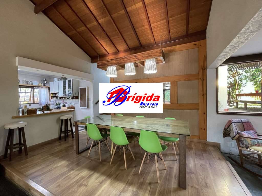 Casa de Condomínio à venda com 4 quartos, 220m² - Foto 12