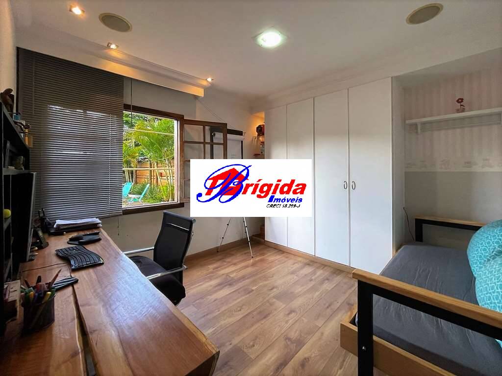 Casa de Condomínio à venda com 4 quartos, 220m² - Foto 29