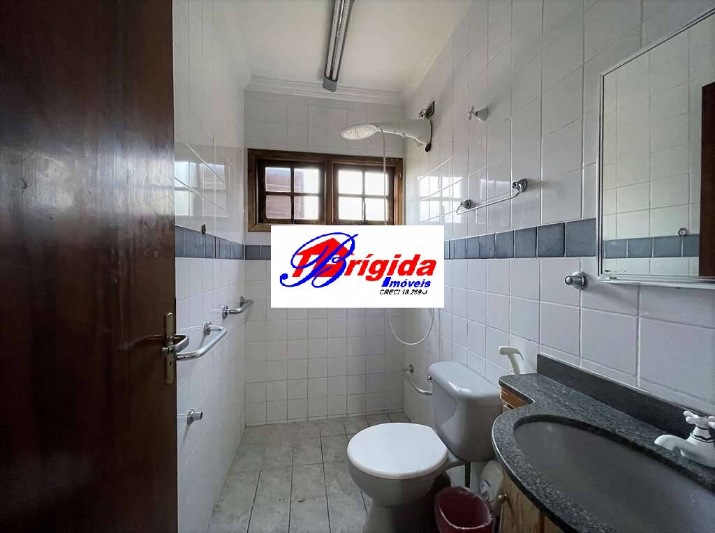 Casa de Condomínio à venda com 4 quartos, 220m² - Foto 35