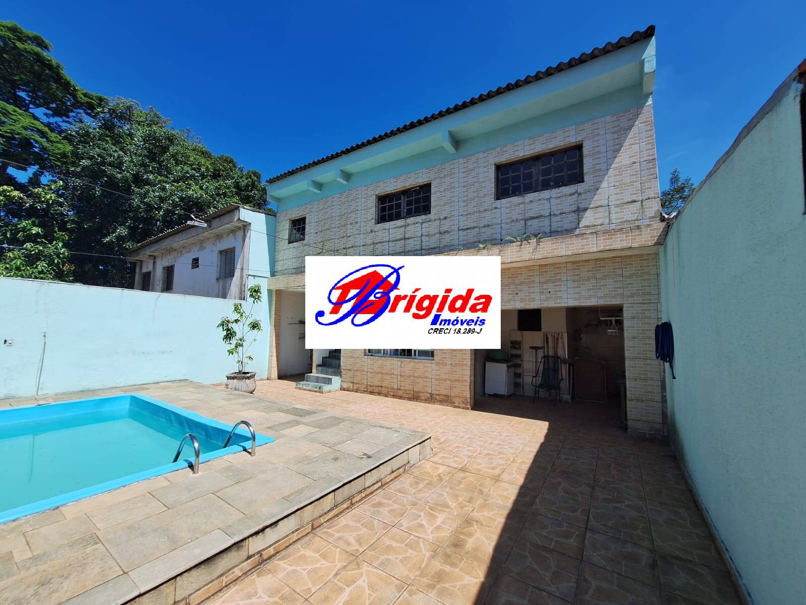 Casa de Condomínio à venda com 5 quartos, 300m² - Foto 2