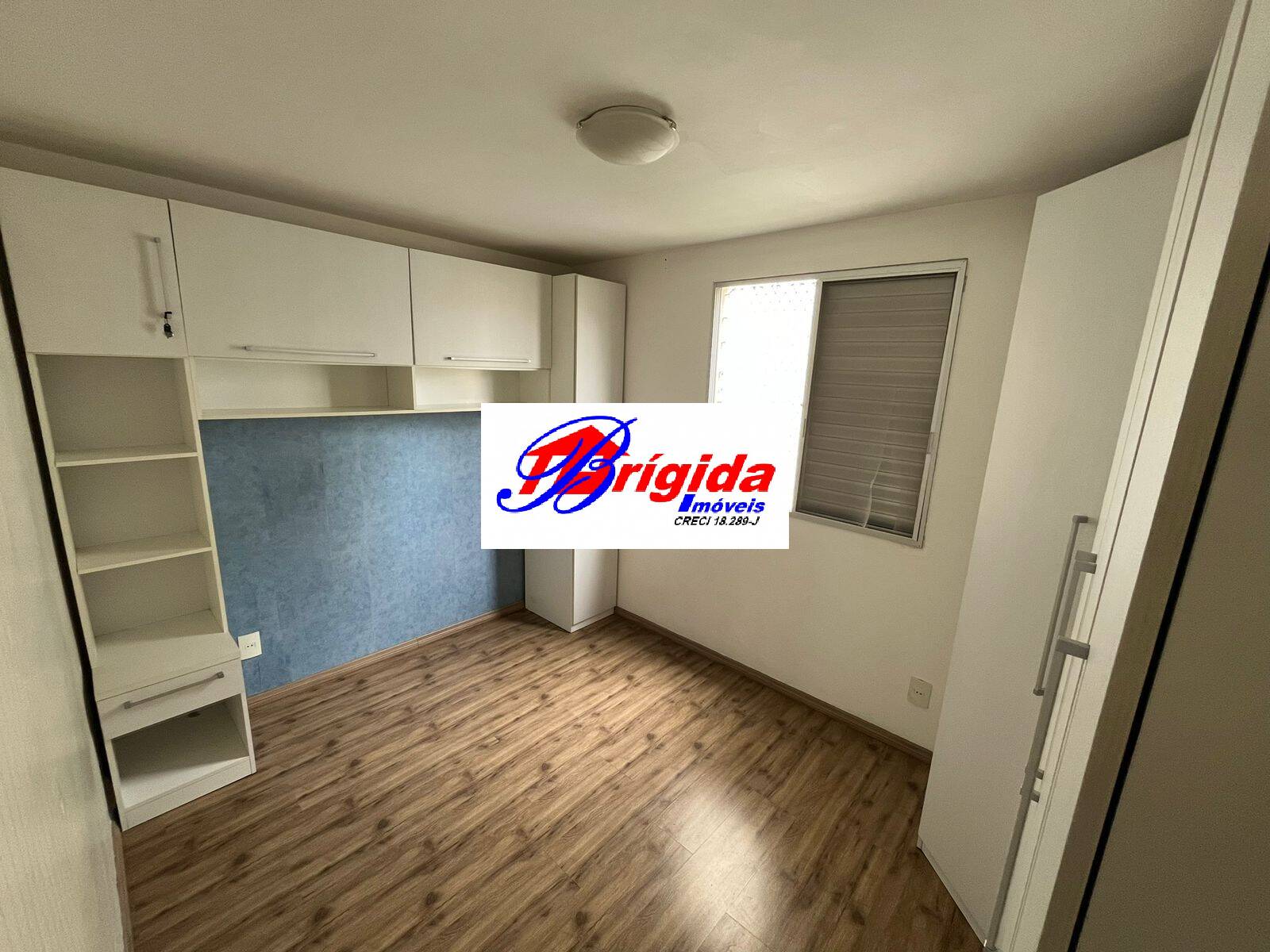 Apartamento à venda com 2 quartos, 45m² - Foto 2