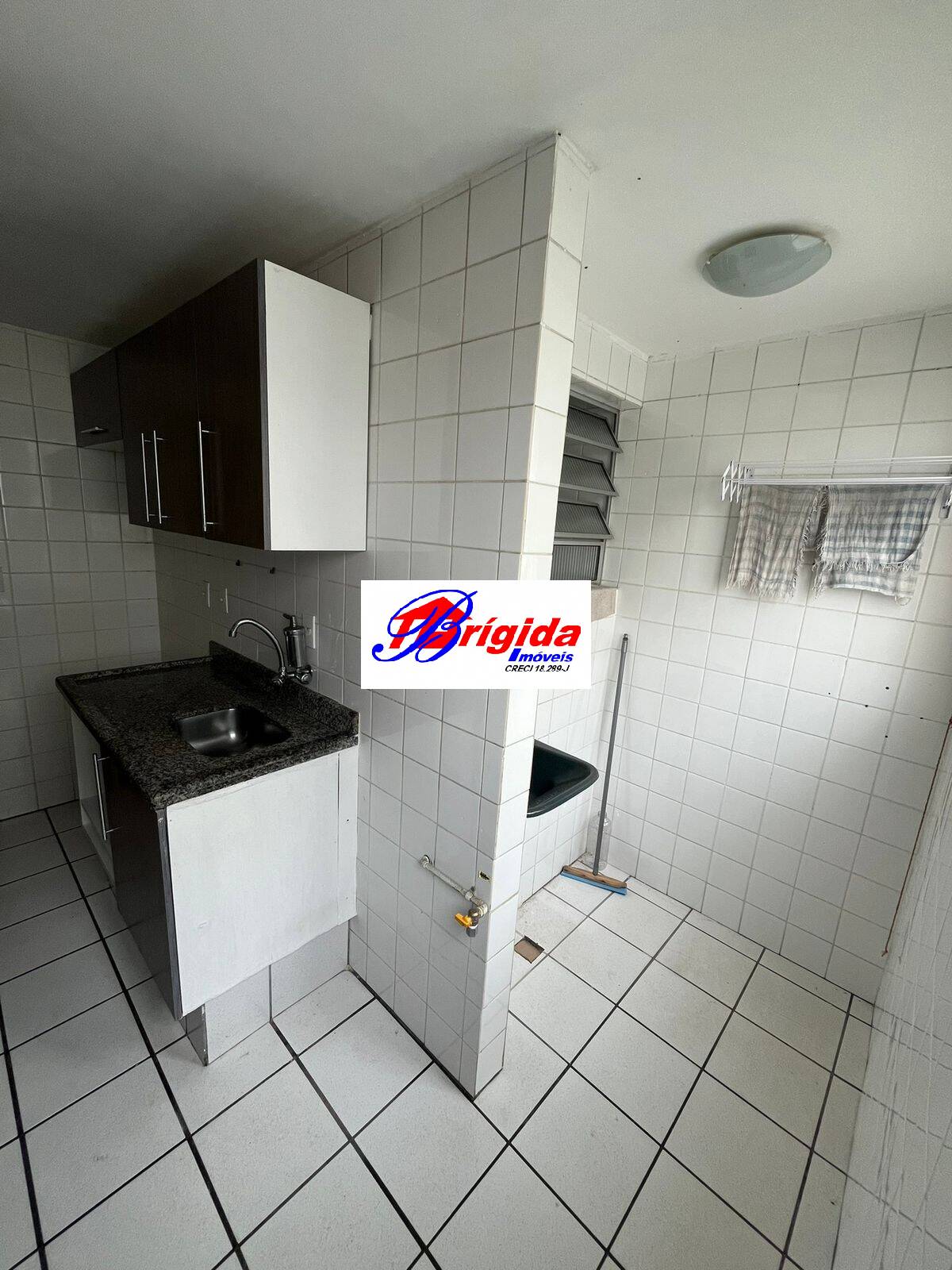 Apartamento à venda com 2 quartos, 45m² - Foto 3