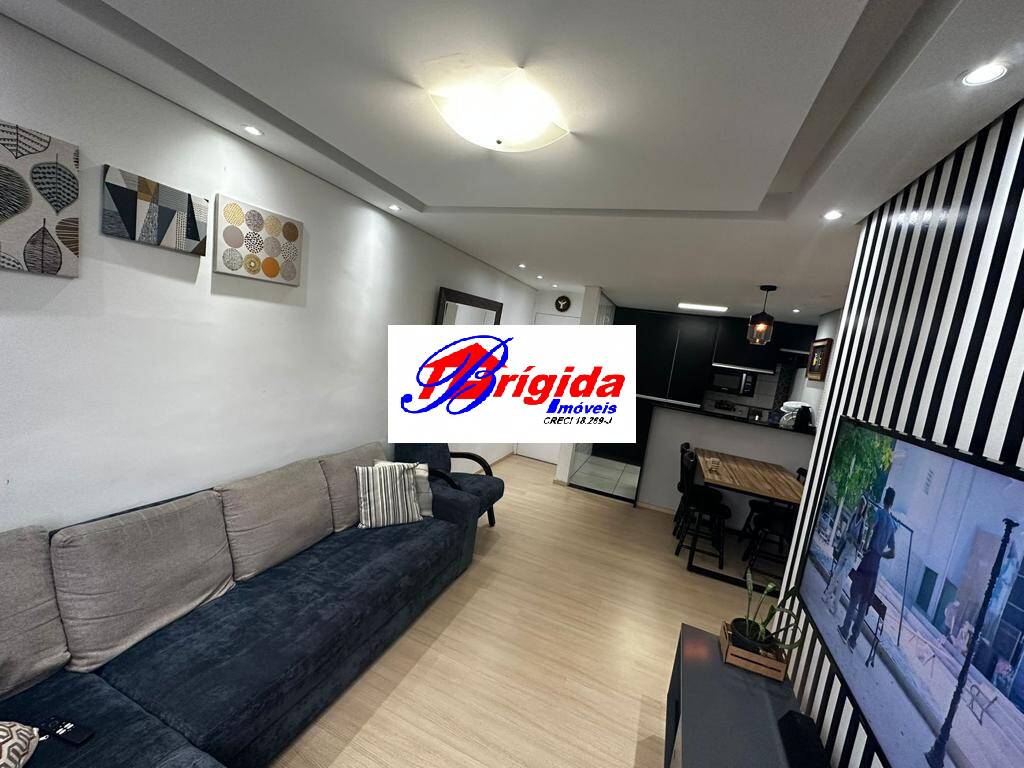 Apartamento à venda com 3 quartos, 70m² - Foto 1