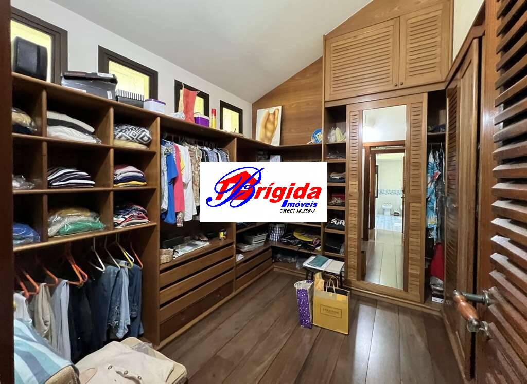 Casa de Condomínio à venda com 5 quartos, 981m² - Foto 32