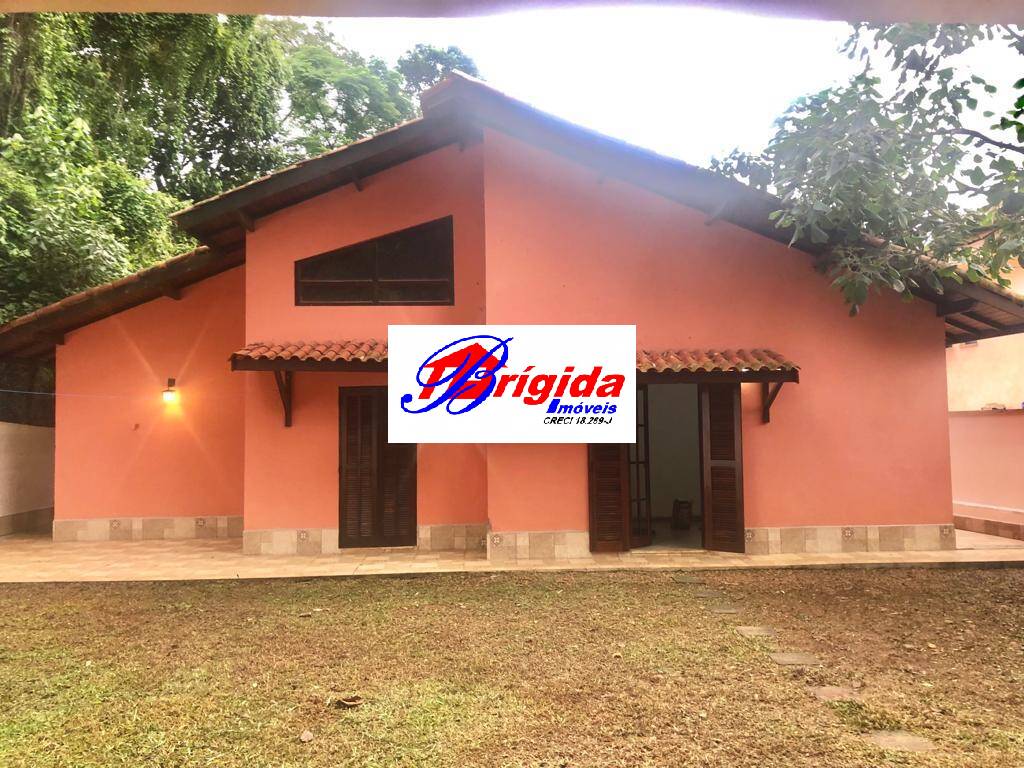 Casa de Condomínio para alugar com 3 quartos, 200m² - Foto 3