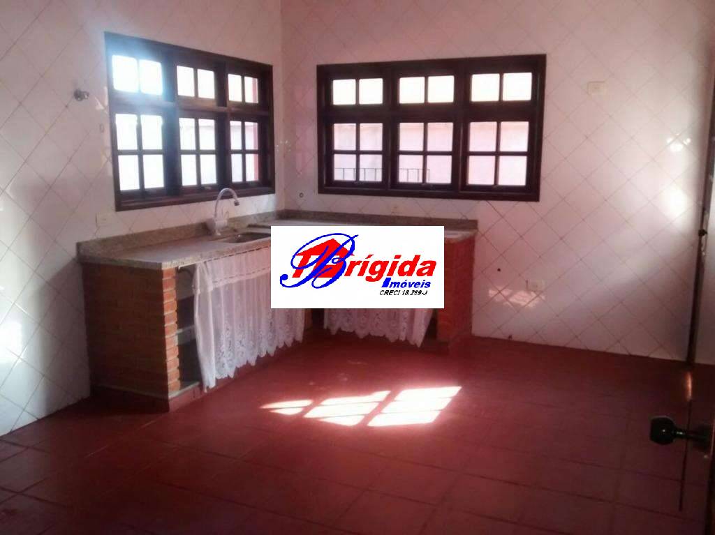 Casa de Condomínio para alugar com 3 quartos, 200m² - Foto 18