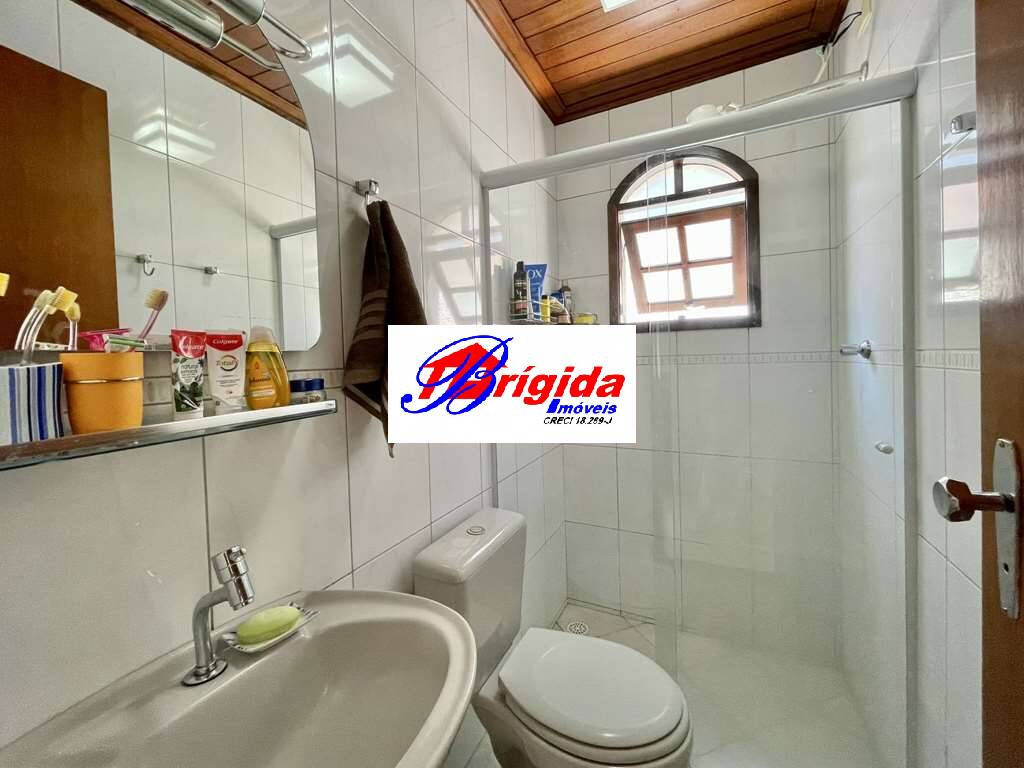 Casa de Condomínio à venda com 3 quartos, 215m² - Foto 37