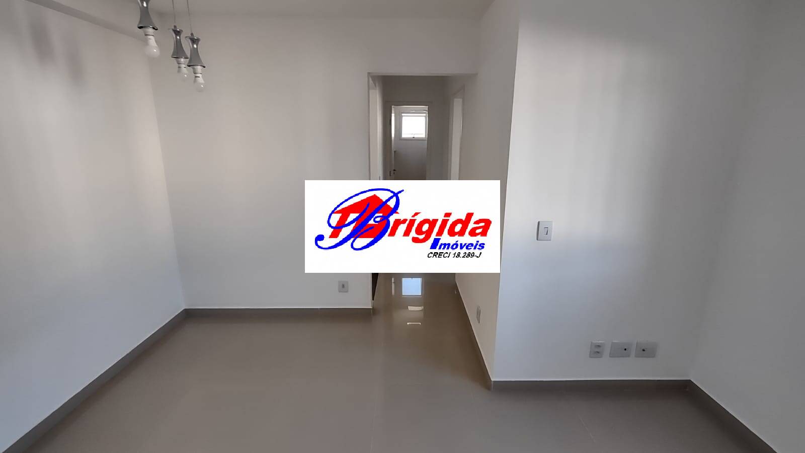 Apartamento à venda com 2 quartos, 45m² - Foto 10