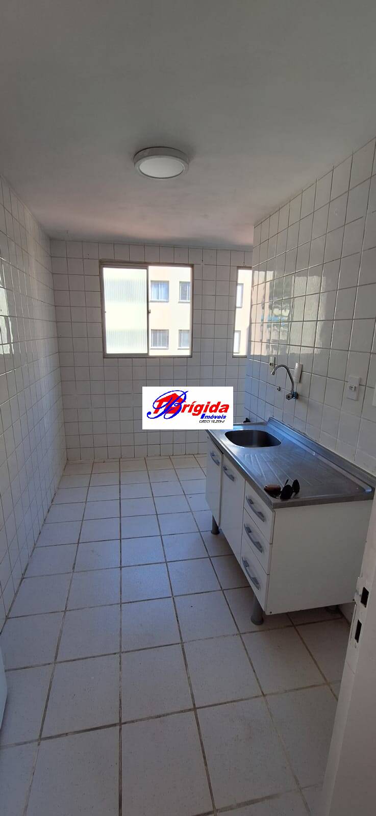 Apartamento à venda com 2 quartos, 45m² - Foto 3