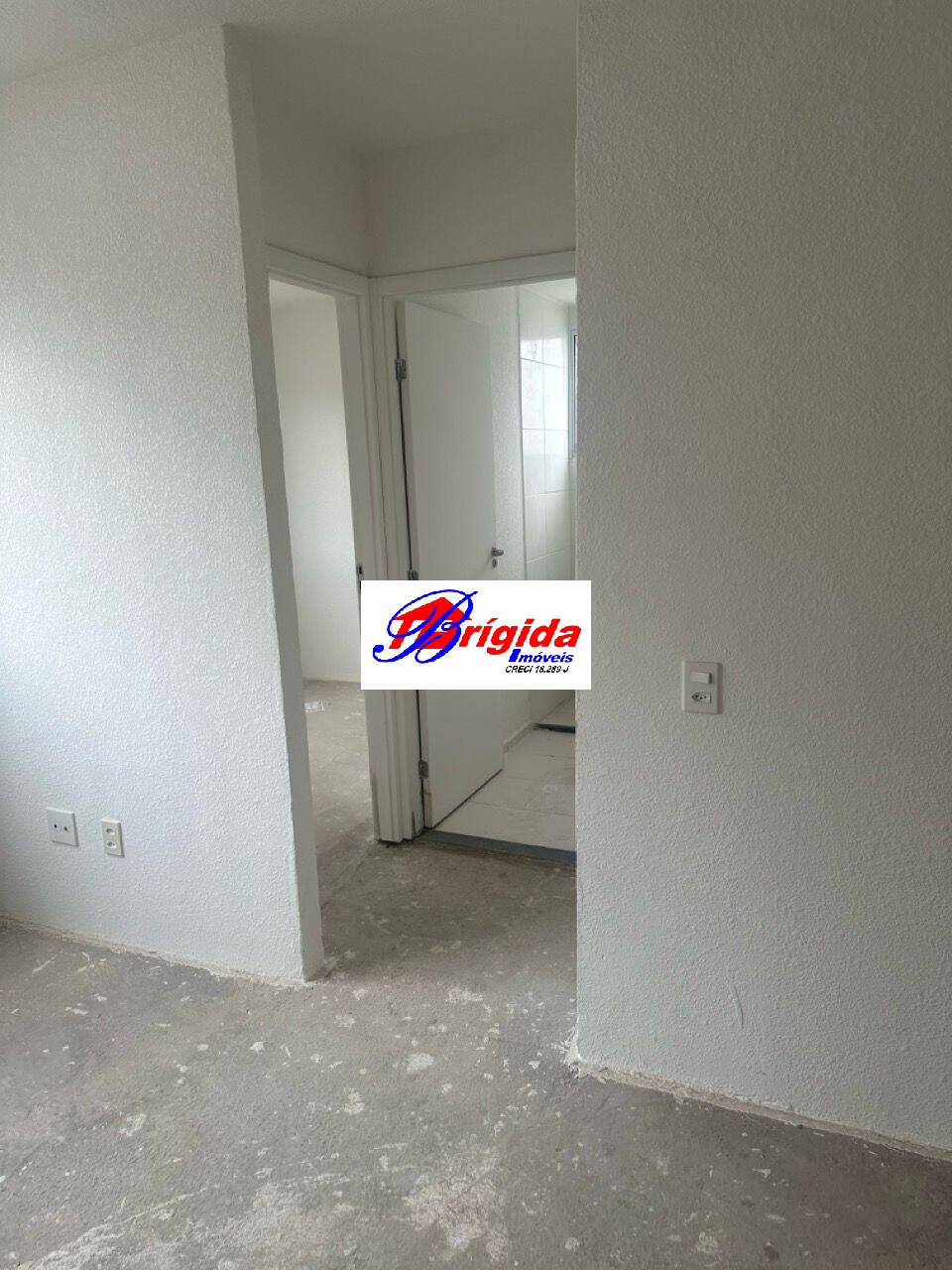 Apartamento à venda com 2 quartos, 40m² - Foto 5