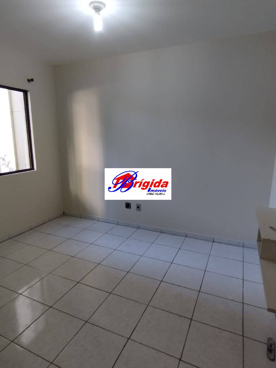 Apartamento à venda com 2 quartos, 55m² - Foto 3