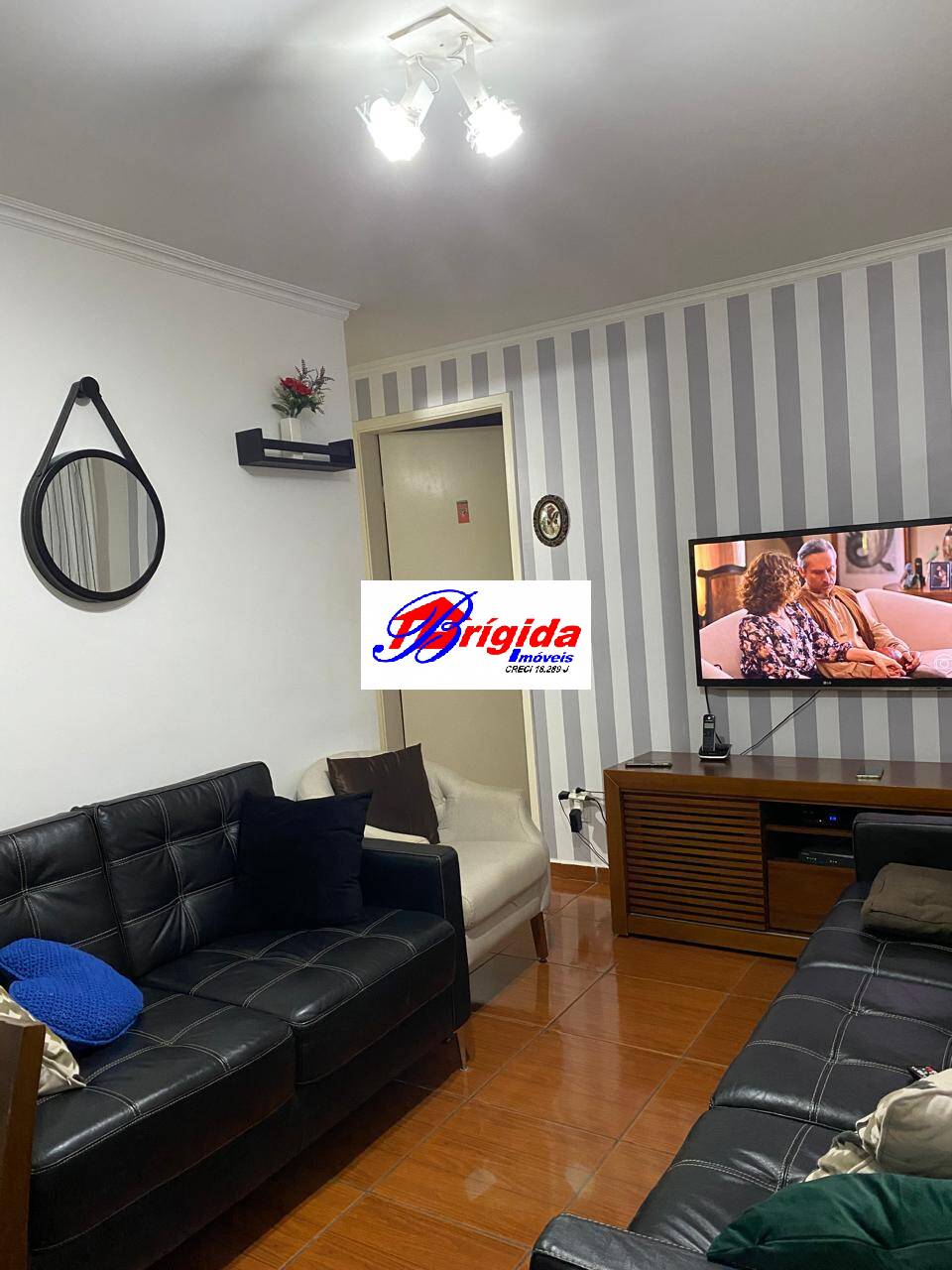 Apartamento à venda com 2 quartos, 45m² - Foto 2