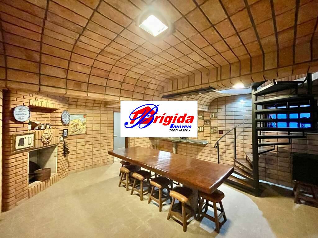 Casa à venda e aluguel com 5 quartos, 923m² - Foto 24