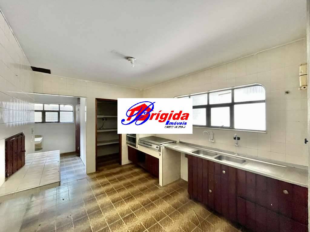 Casa à venda com 4 quartos, 700m² - Foto 10