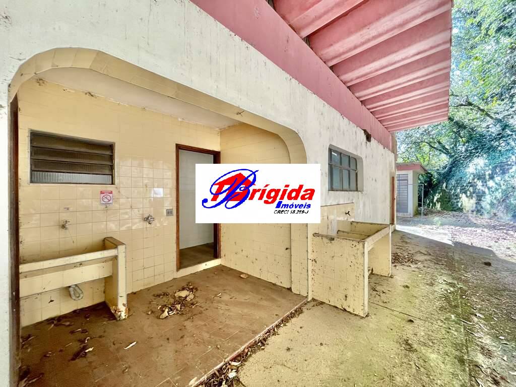 Casa à venda com 4 quartos, 700m² - Foto 27