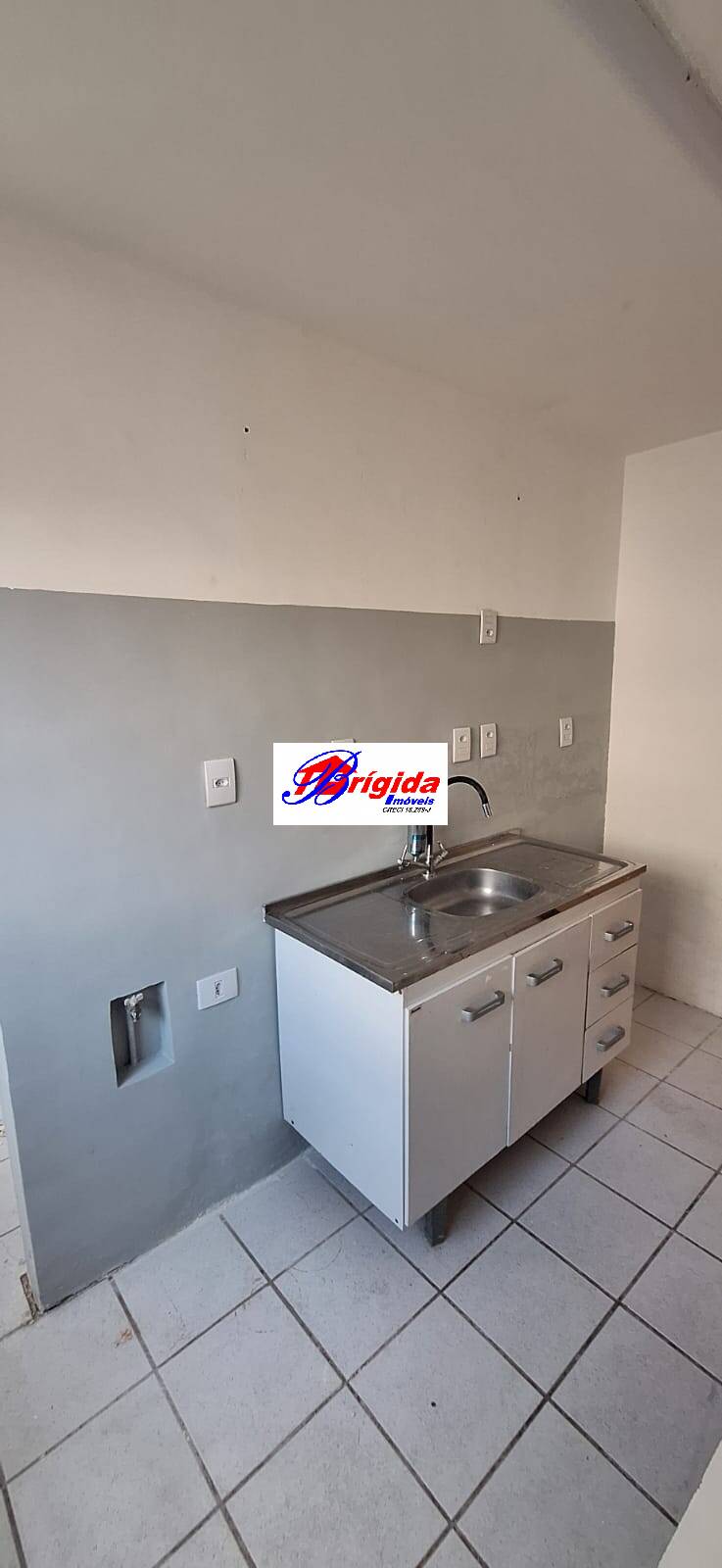 Apartamento à venda e aluguel com 2 quartos, 45m² - Foto 2