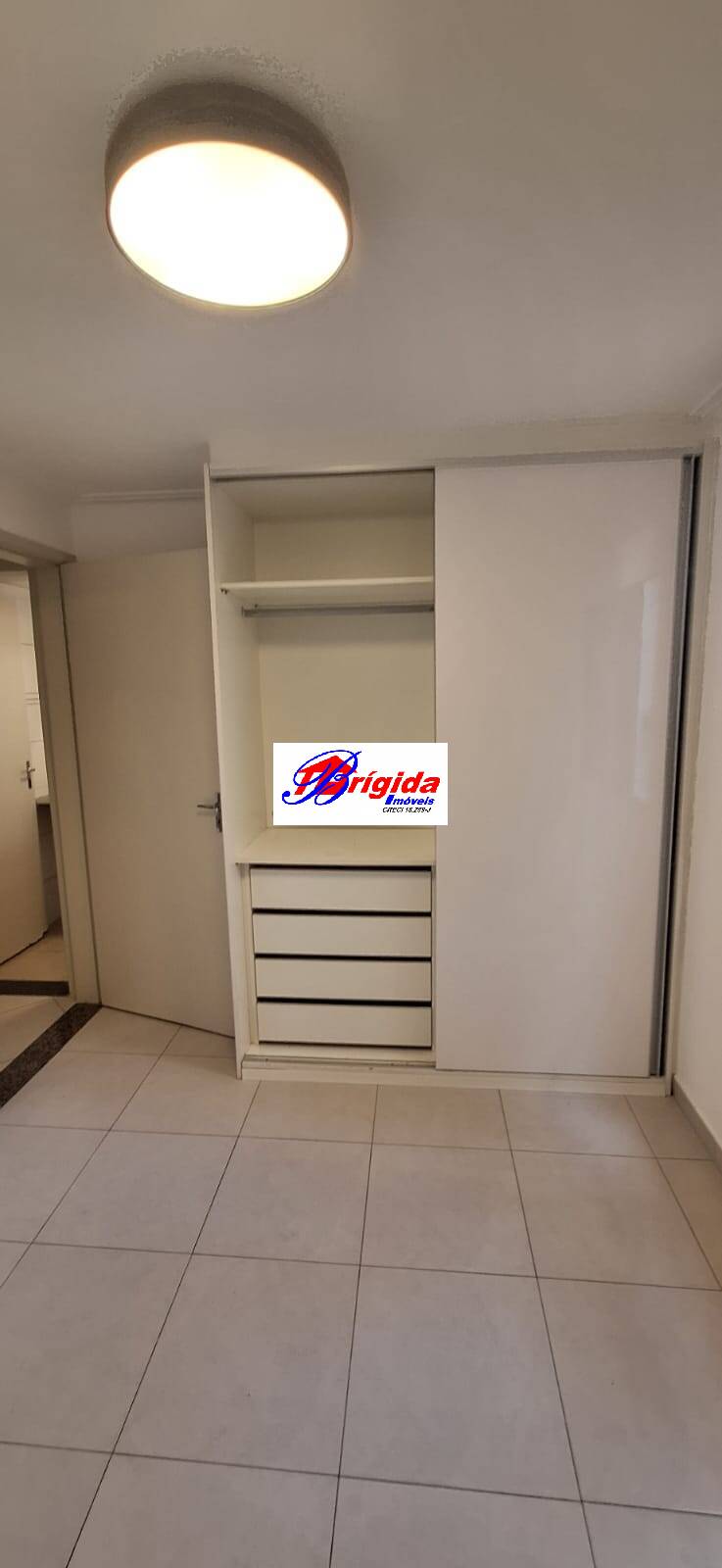 Apartamento à venda e aluguel com 2 quartos, 45m² - Foto 5