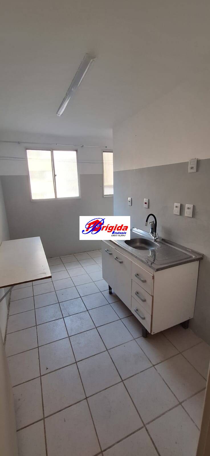 Apartamento à venda e aluguel com 2 quartos, 45m² - Foto 11