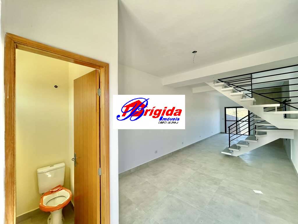 Casa à venda com 3 quartos, 80m² - Foto 12