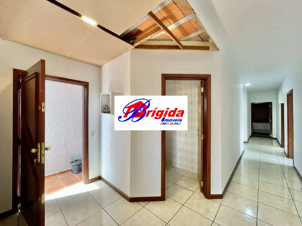 Casa de Condomínio à venda com 4 quartos, 350m² - Foto 3