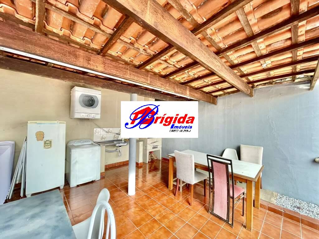 Casa de Condomínio à venda com 4 quartos, 350m² - Foto 42