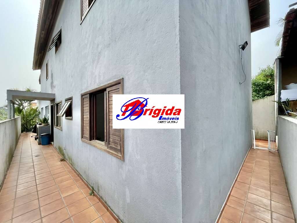 Casa de Condomínio à venda com 4 quartos, 350m² - Foto 45