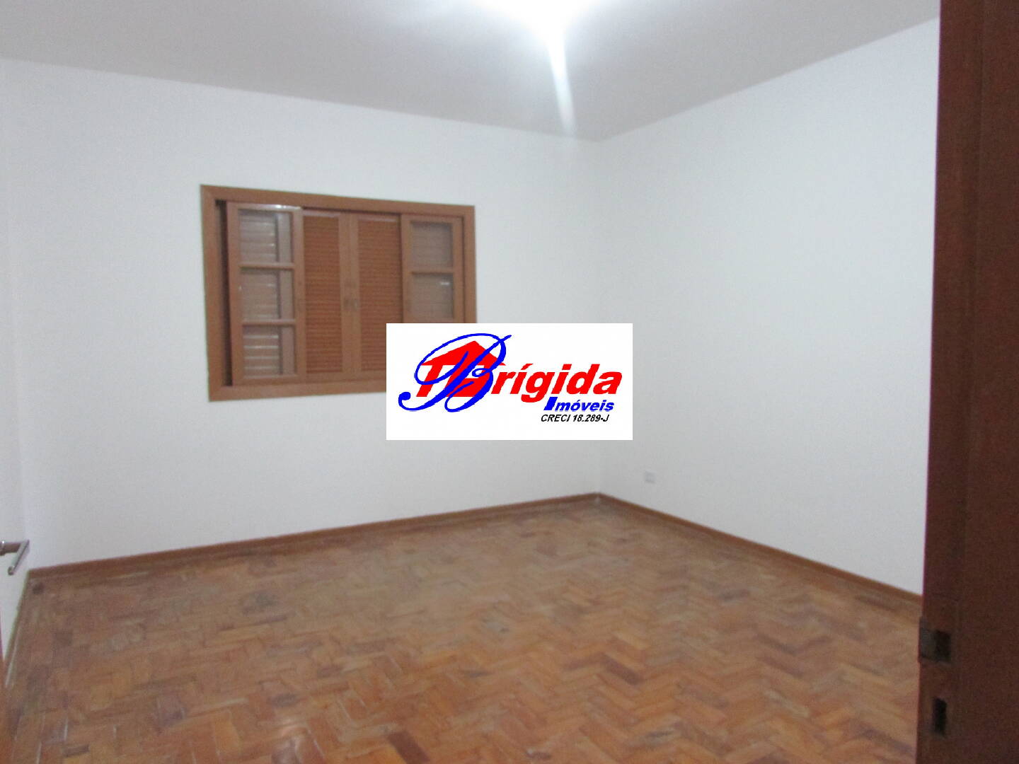 Casa à venda com 2 quartos, 116m² - Foto 11