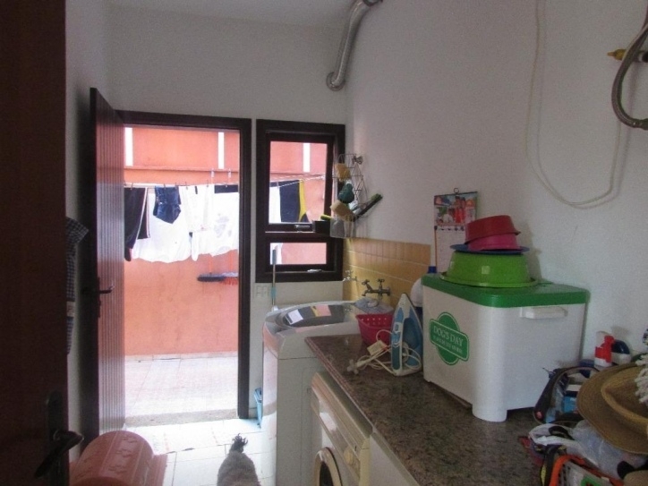 Casa à venda com 3 quartos, 350m² - Foto 4