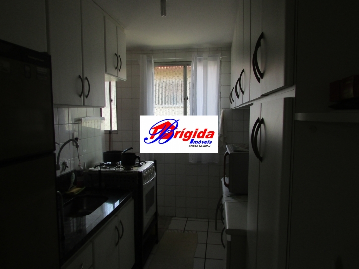 Apartamento à venda com 2 quartos, 45m² - Foto 11